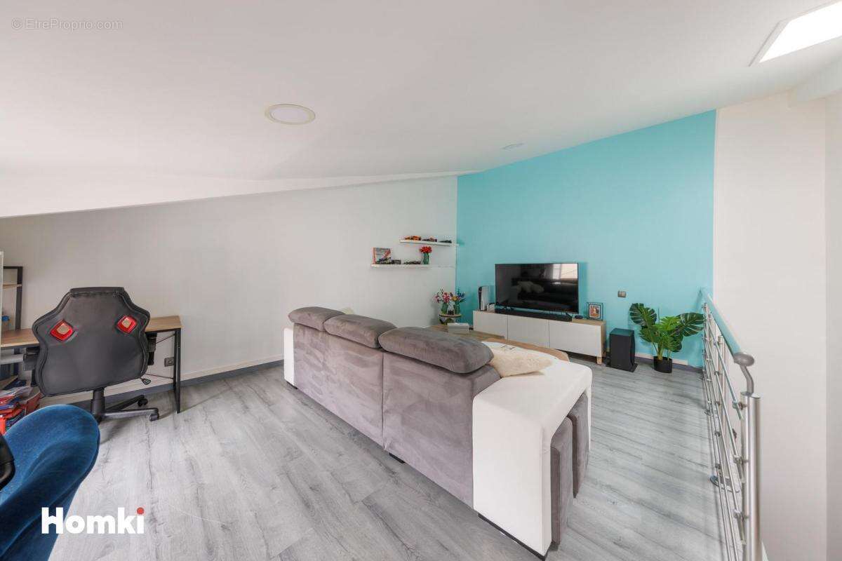 Maison à PONT-DU-CHATEAU