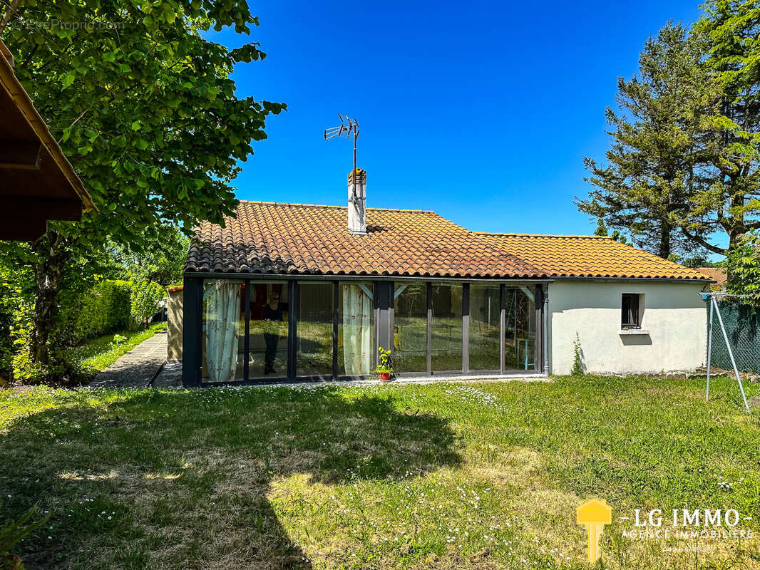 Maison à SEMUSSAC