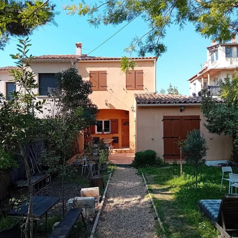 Photo 1 - Maison à MARSEILLE-8E