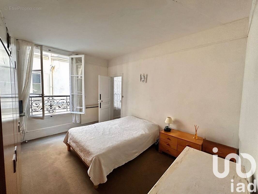 Photo 1 - Appartement à PARIS-3E