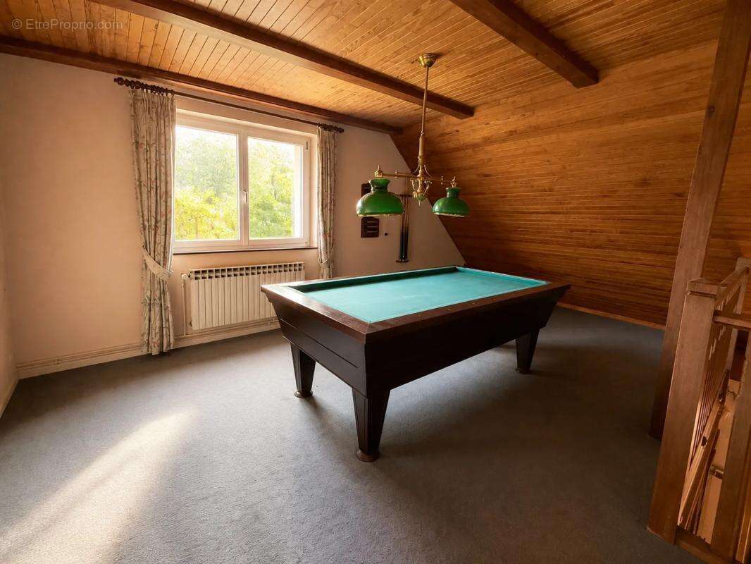Maison de 11 pièces de 300 m² à Steinbach - photo 20