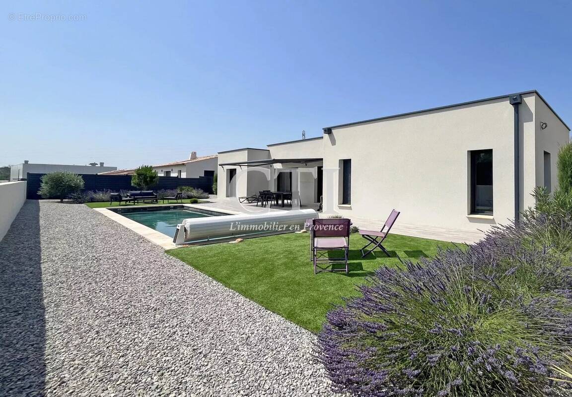 Maison à VAISON-LA-ROMAINE