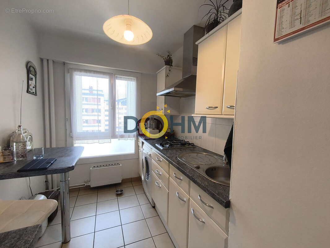 Appartement à SAINT-ETIENNE