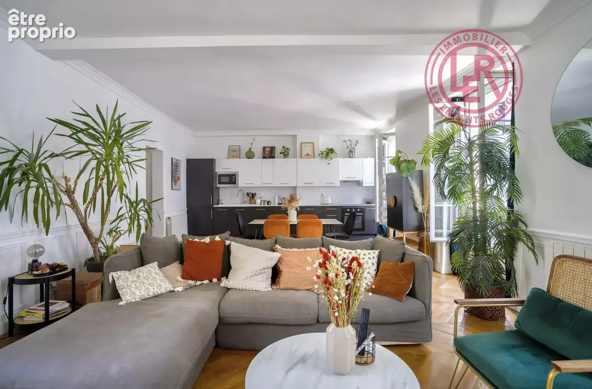 LE MARAIS – Rue Meslay – Appartement d’exception entièrement rénové - photo 13