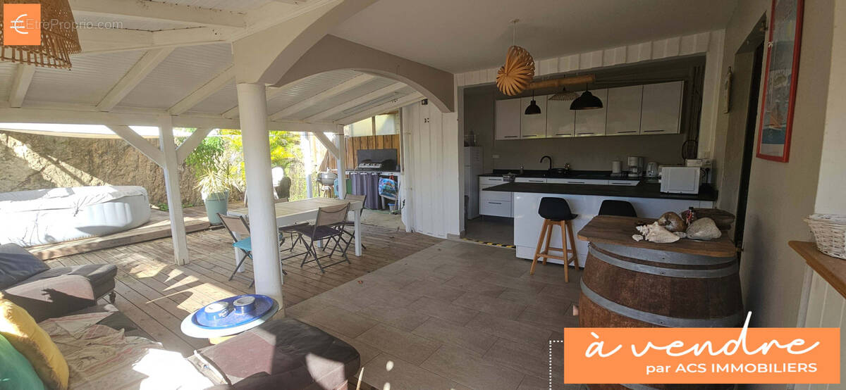 Maison à SAINTE-LUCE