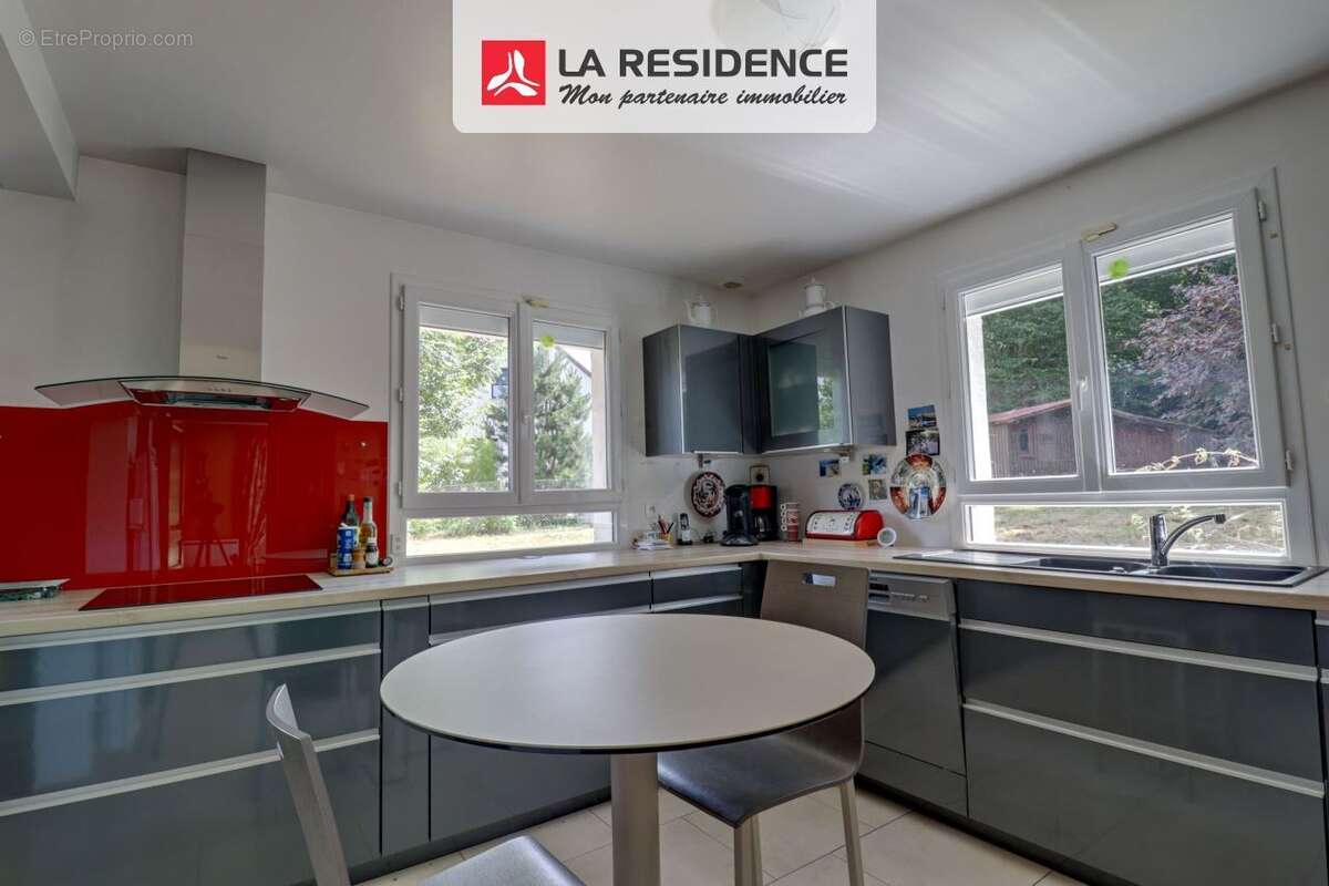 Maison à MONTFORT-L'AMAURY