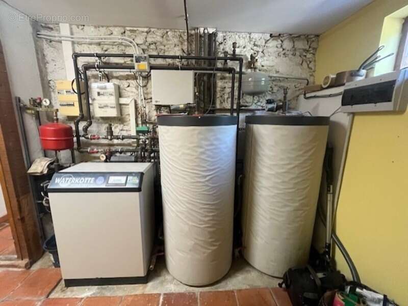PLAISANCE (32): SANS TRAVAUX, MAISON XVIIIs restaurée avec élégance SUR 240M2 habitables, 6600m2 de jardin,géothermie,  puits, g - photo 39