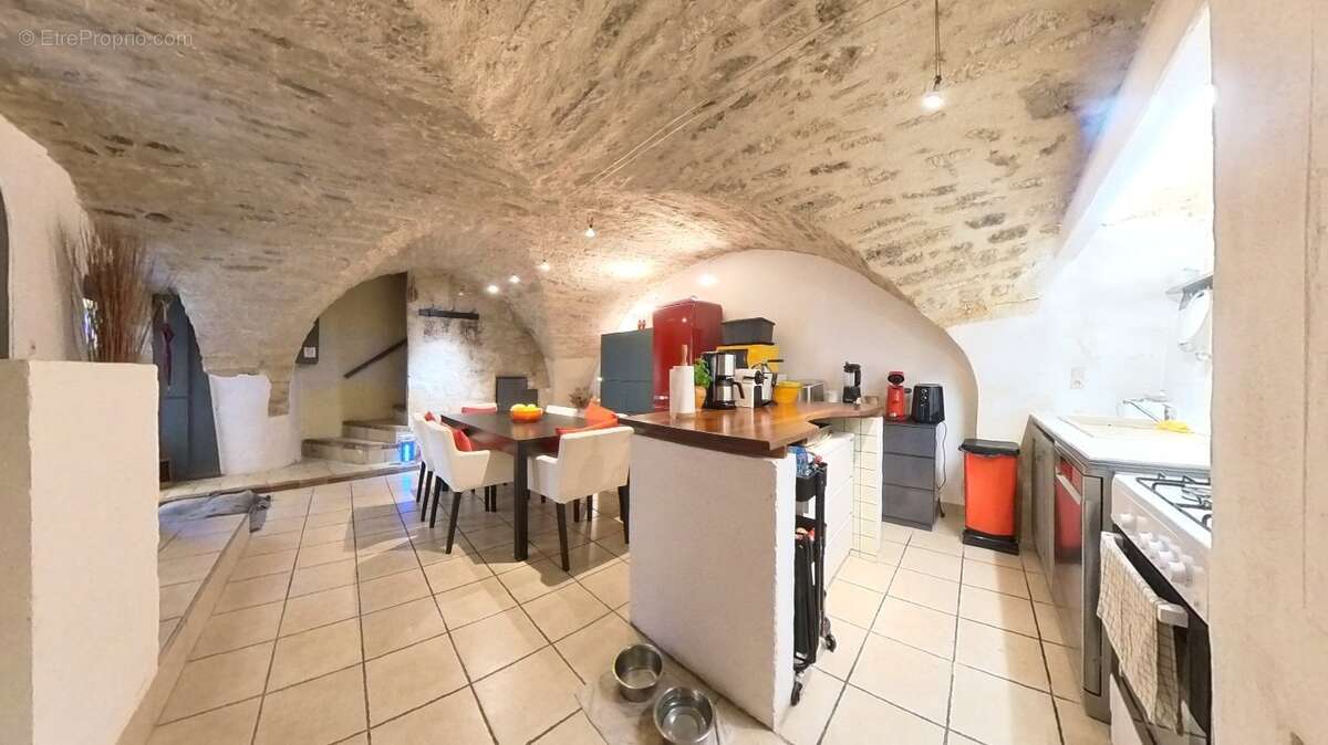 Maison à NEZIGNAN-L'EVEQUE