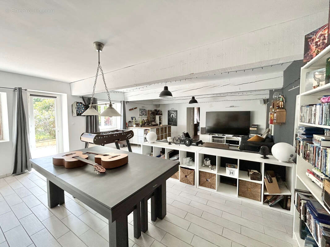 Maison à CASTETS-EN-DORTHE