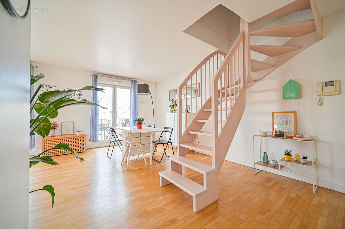 Appartement à SAINT-MAUR-DES-FOSSES