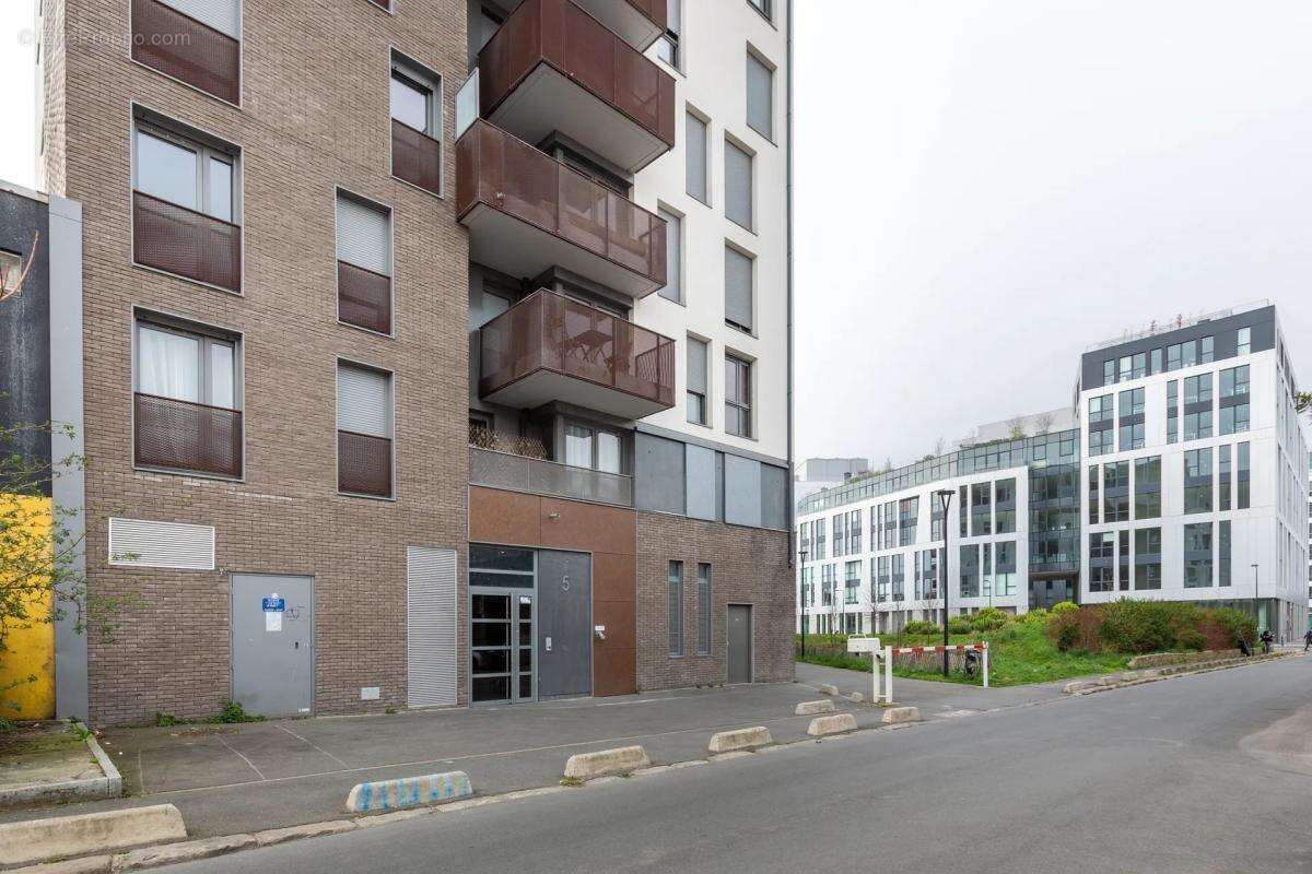Appartement à SAINT-DENIS