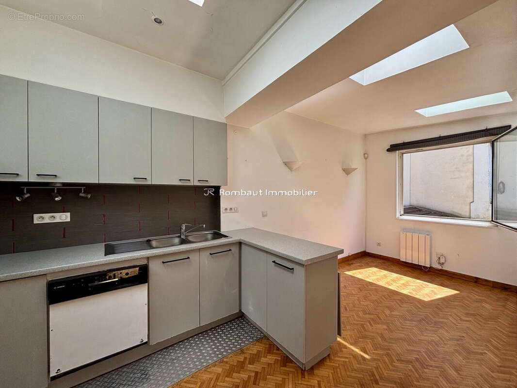Maison 118 m² à La Celle-Saint-Cloud  - photo 4