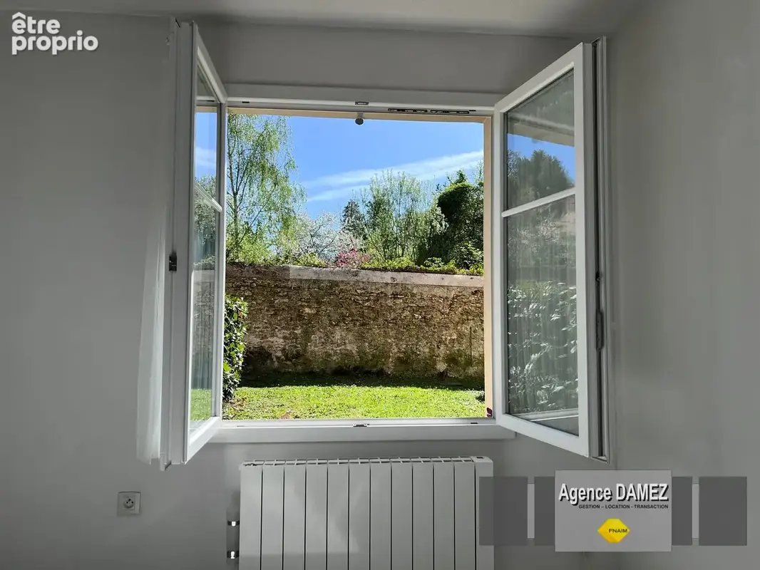Appartement récent - 2 pièces - RDC - Résidence sécurisée - Dourdan centre - photo 2