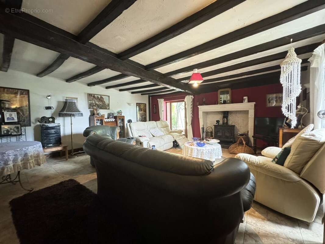 Maison à FONTENILLE