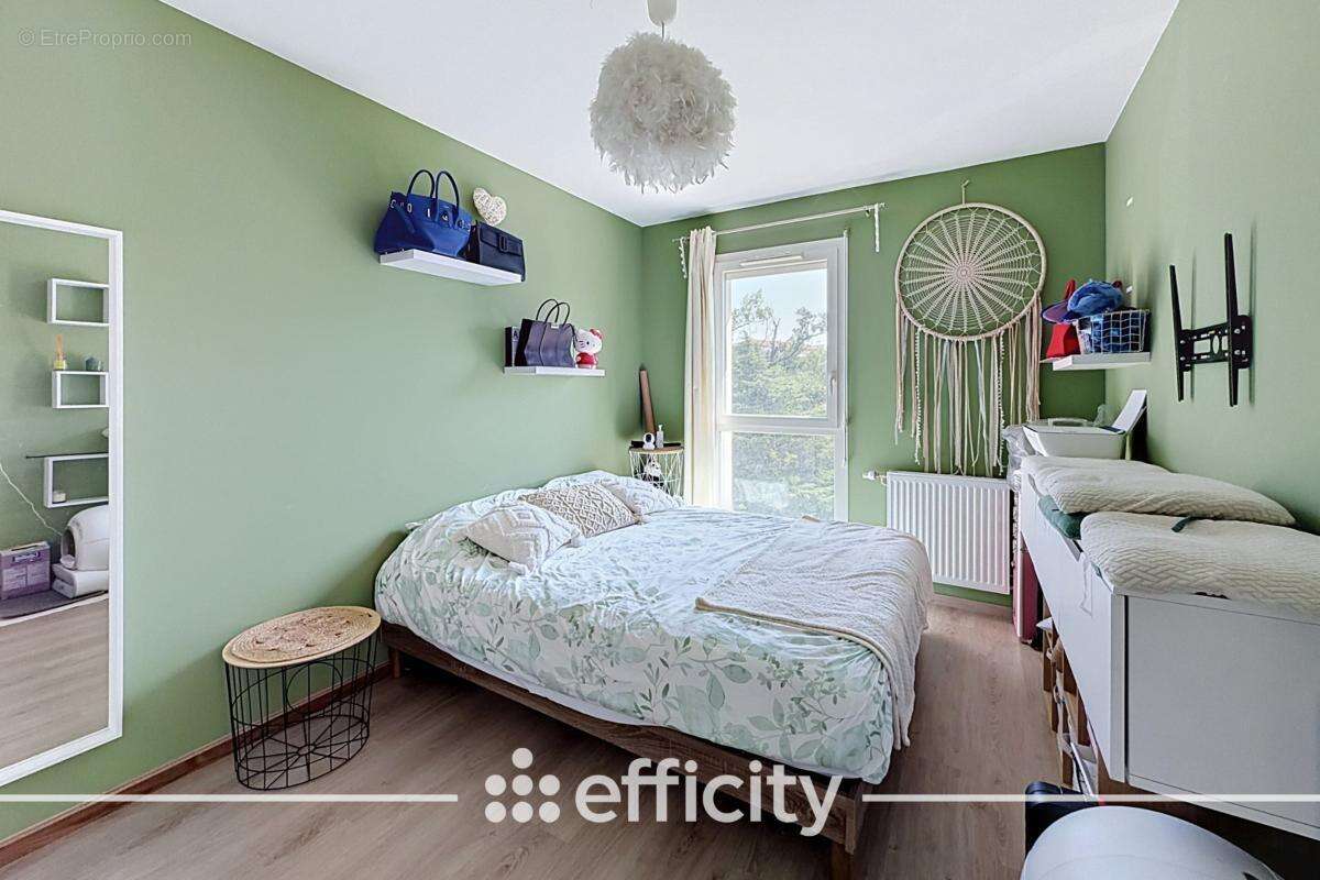 Appartement à GRIGNY