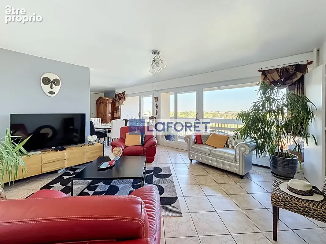 Appartement à ELANCOURT