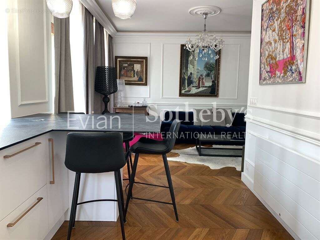 Appartement à EVIAN-LES-BAINS