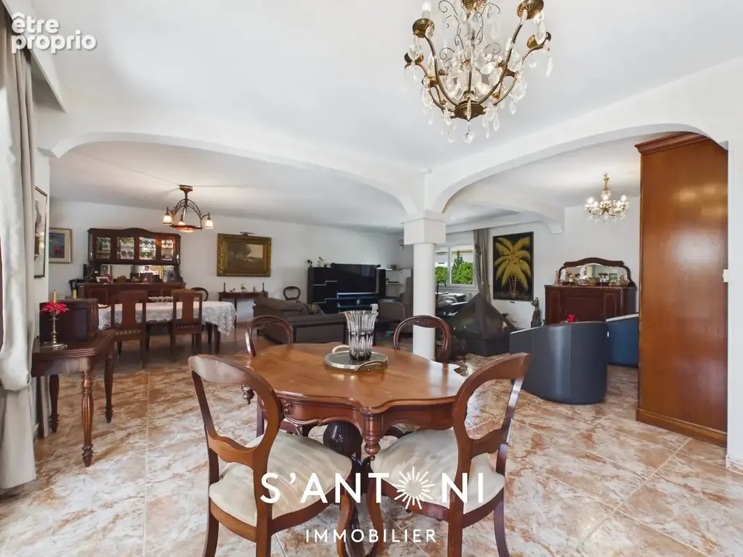 Grande propriété familiale contemporaine et élégante - SAUVIAN - photo 4