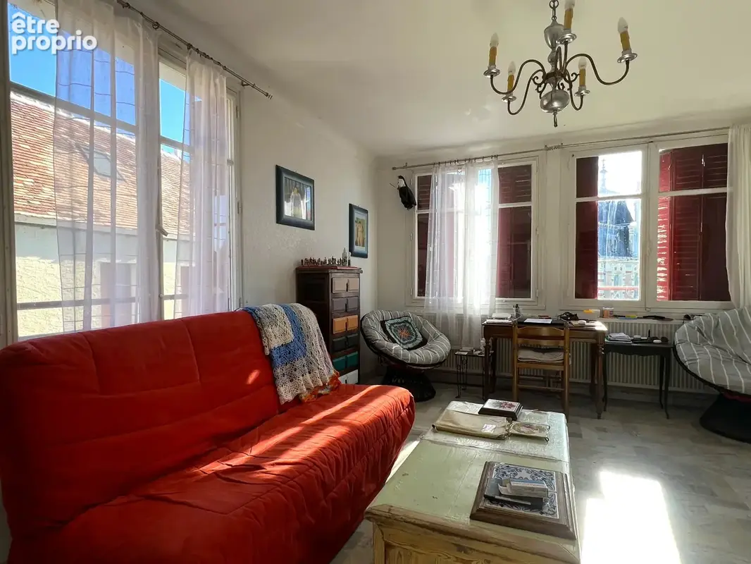 VICQ-SUR-GARTEMPE   Maison avec beaux volumes et potentiel de division - photo 4