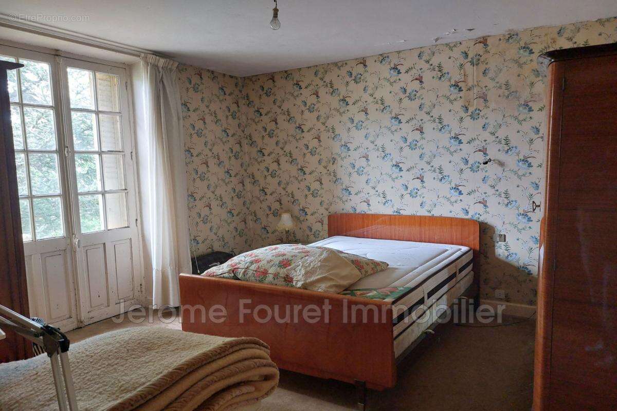 Maison à EGLETONS