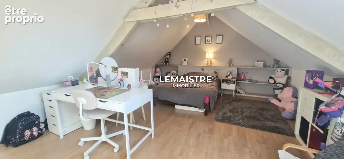 Maison normande à vendre -surface habitable de 157 m² - garage et jardin - photo 9
