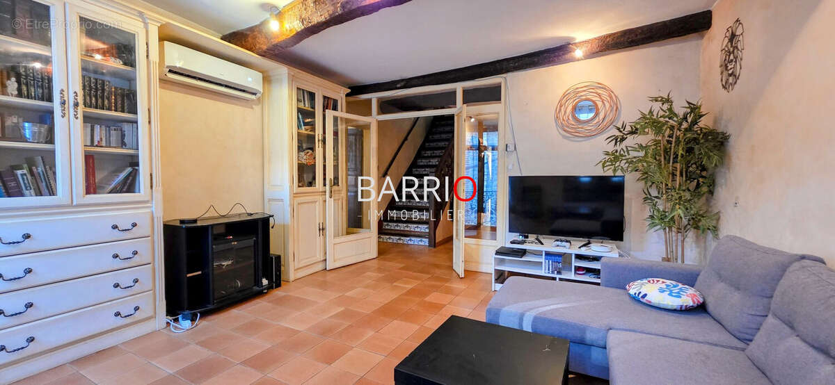 Maison 230 m² à Laroque-Des-Alberes  - photo 9