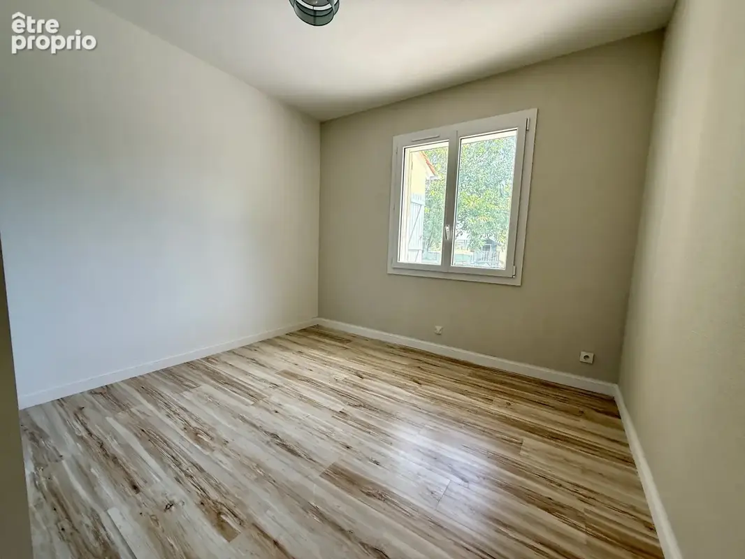 SAINT-VINCENT-DE-PAUL - Coup de coeur pour cette belle maison T6 - photo 9