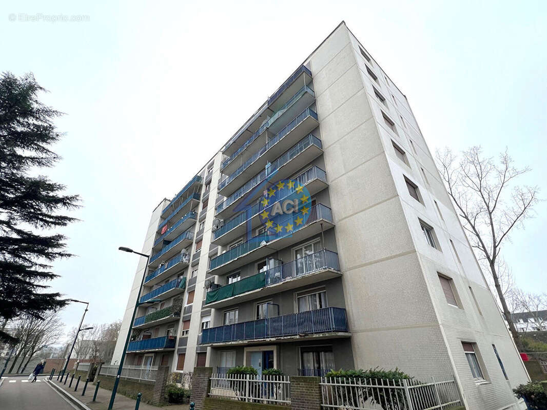 Appartement à MANTES-LA-JOLIE