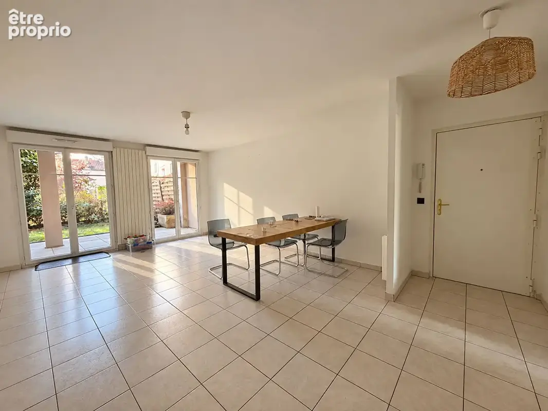 Appartement à LYON-7E