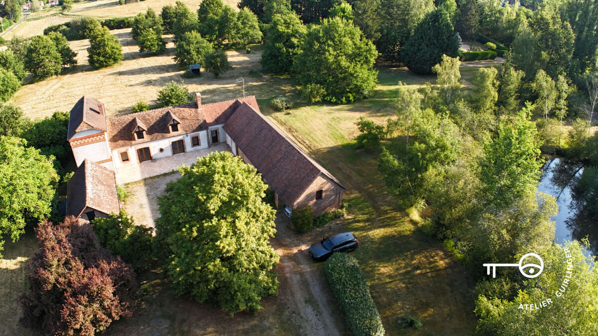 Montrieux-en-Sologne ! Propriété de charme avec étang et dépendances, un art de vivre au coeur de la nature - photo 3