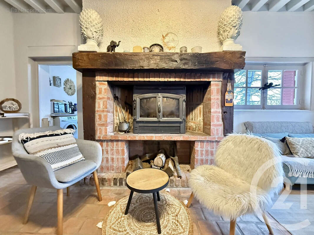 Maison à SAINT-POURCAIN-SUR-BESBRE