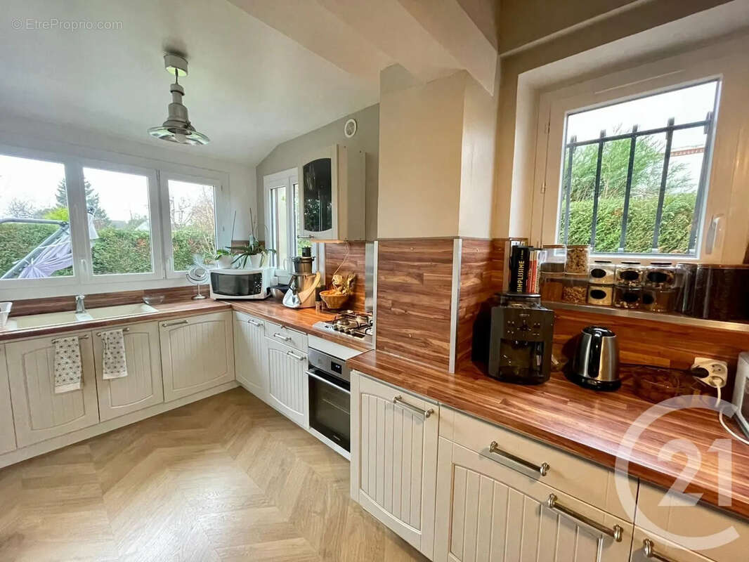 Maison à SAINT-MARD