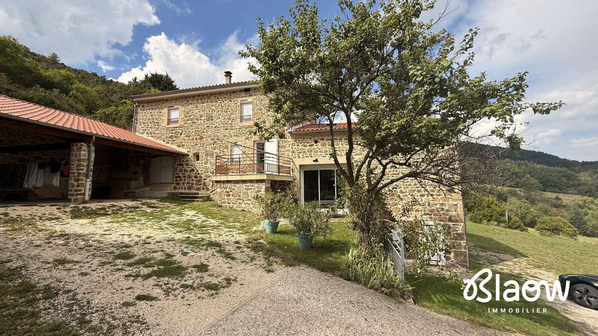 Maison à SAINT-APPOLINARD