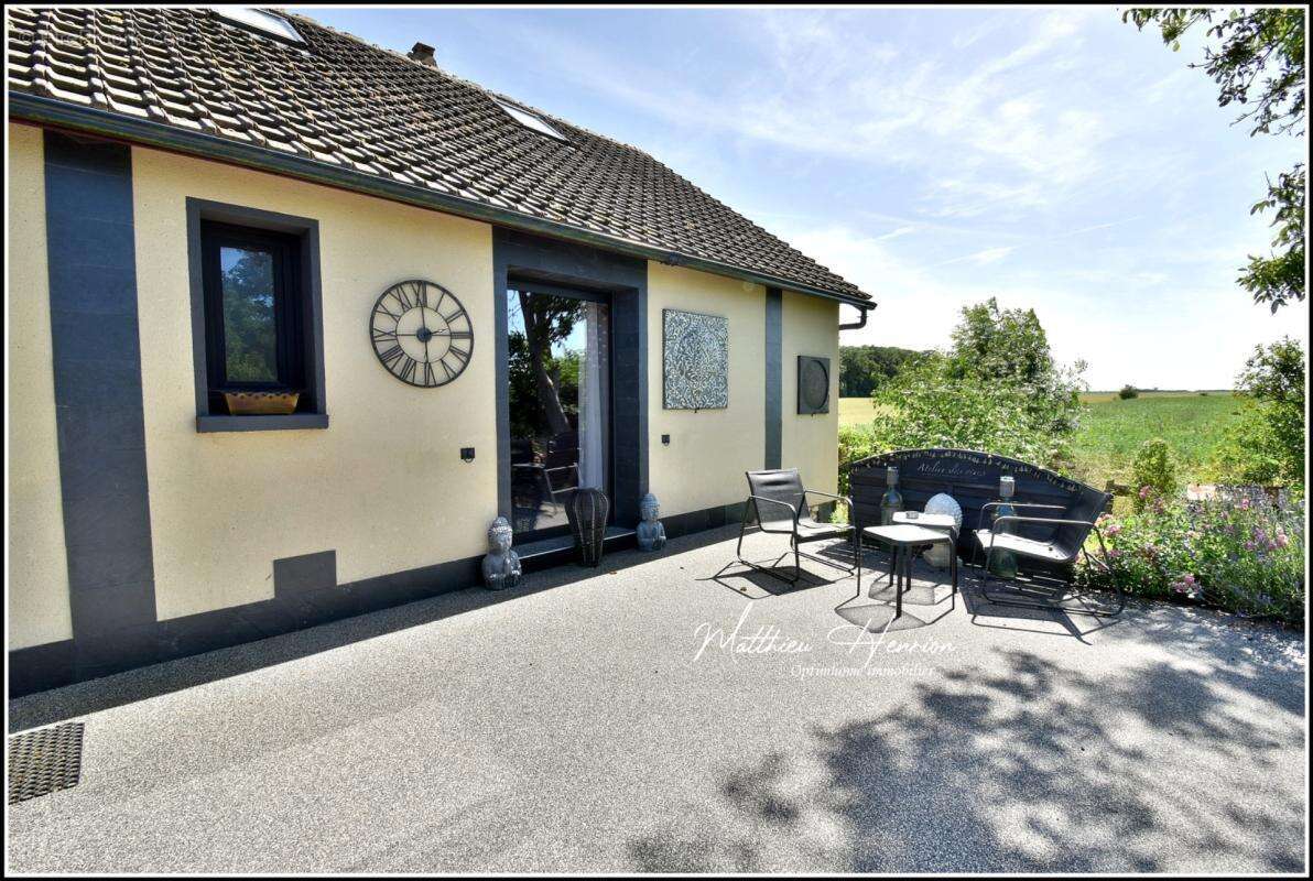 Maison sur sous-sol, véranda, 4 chambres, 2 dressing, 2 salles de bains, DPE D - photo 5