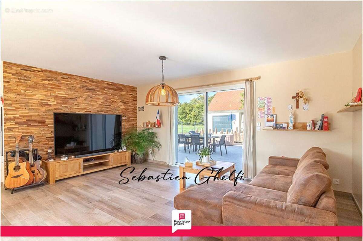 Maison à COUR-CHEVERNY