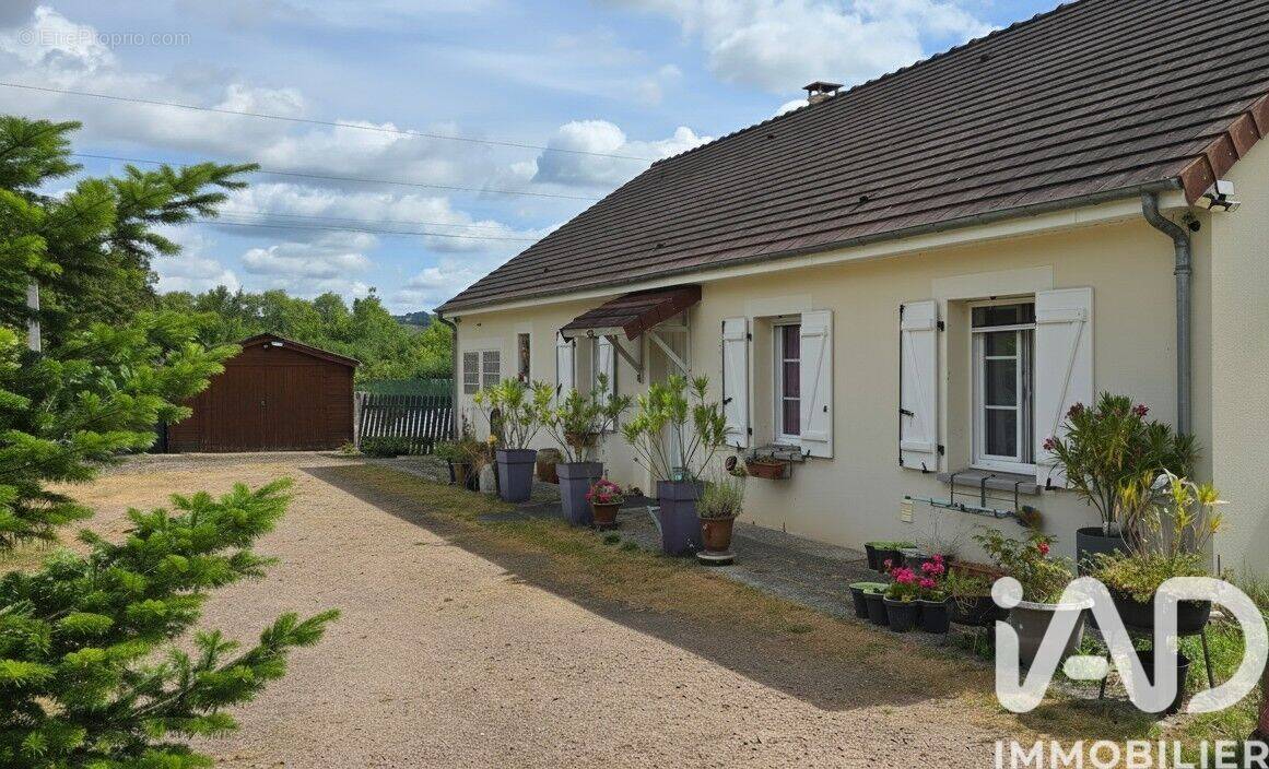 Photo 1 - Maison à SAINT-AMAND-MONTROND