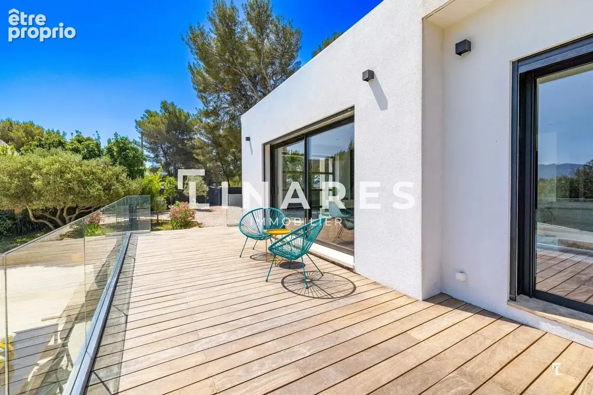LA VERDOYANTE - Villa T5 de 180m² -  Piscine - Garage de 33m² - Terrain 1280m² - 13011 EOURES - photo 2