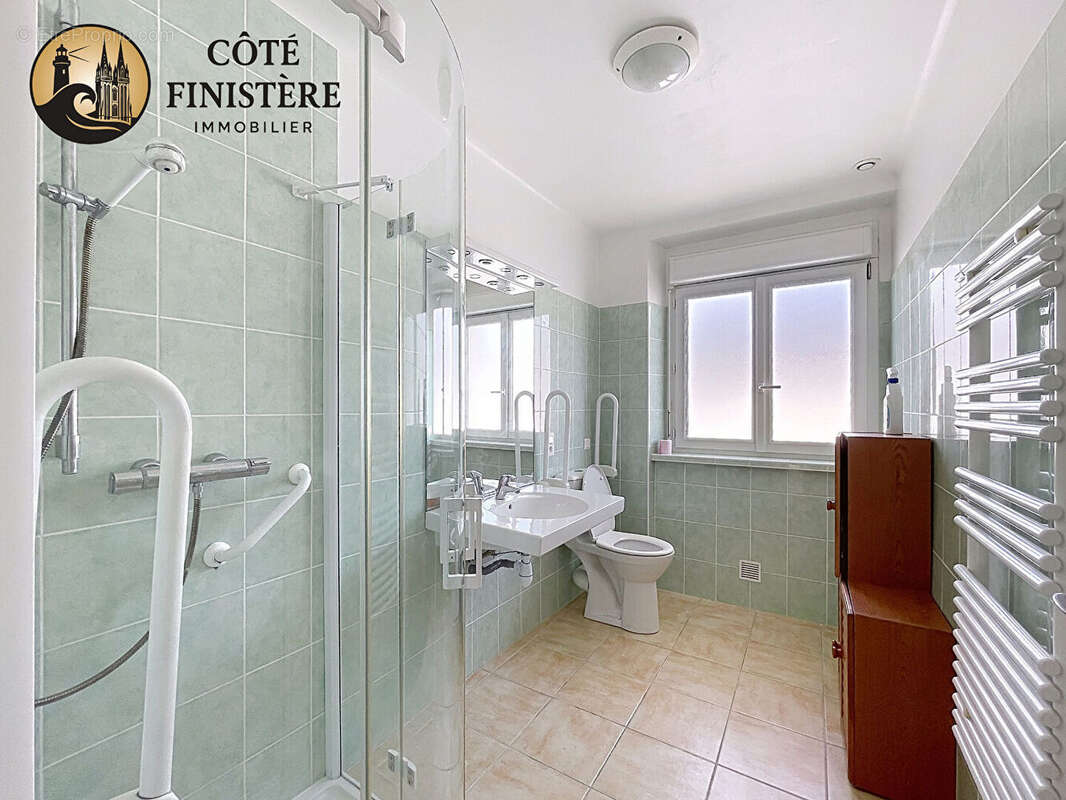Maison à Treffiagat, vue mer, 143 m², 5 chambres, à deux pas de la plage ! - photo 13