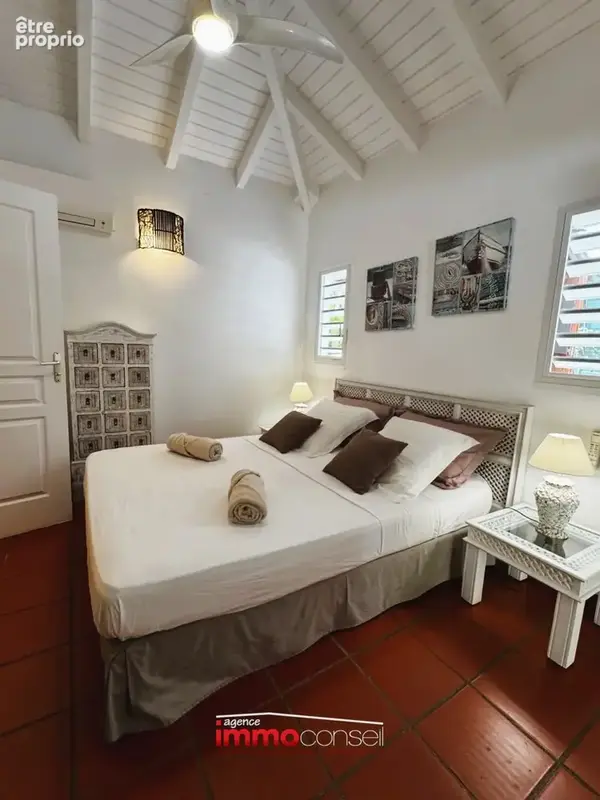 Saint-françois   villa de charme avec piscine, jacuzzi et excellente rentabilite locative - photo 16