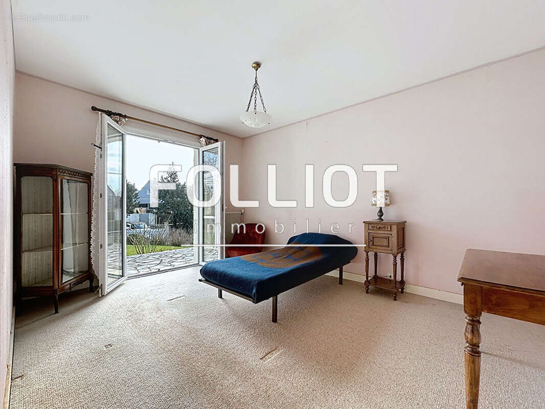 Maison à SAINT-PAIR-SUR-MER