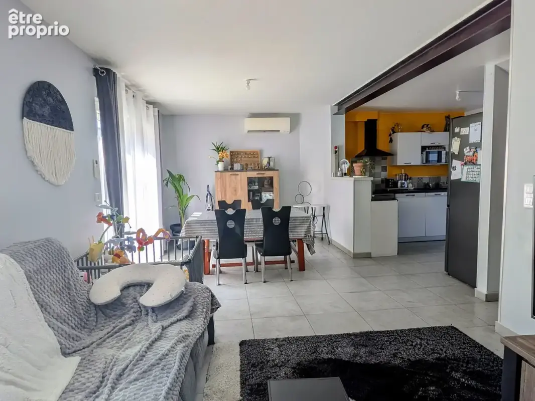 Maison avec jardin et garage - photo 3