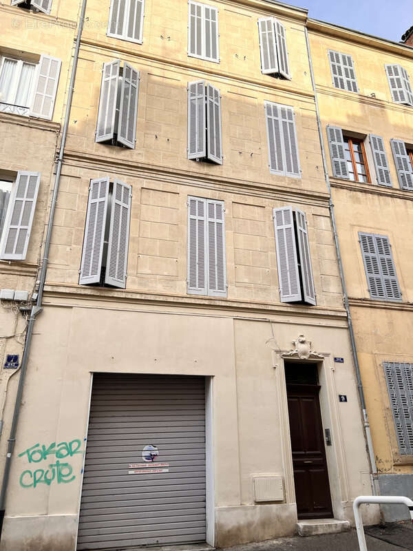 Commerce à MARSEILLE-1E