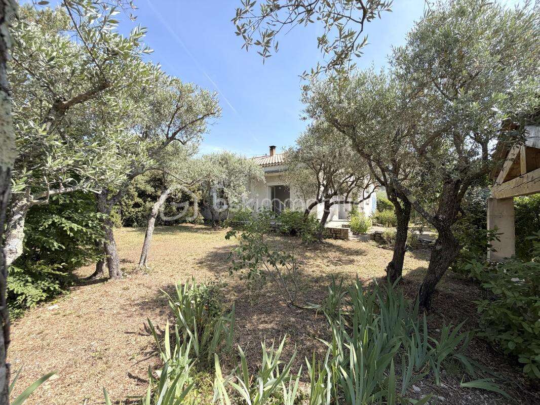 Rare à la vente : propriété avec dépendance indépendante à Saint-Saturnin-les-Apt - photo 28