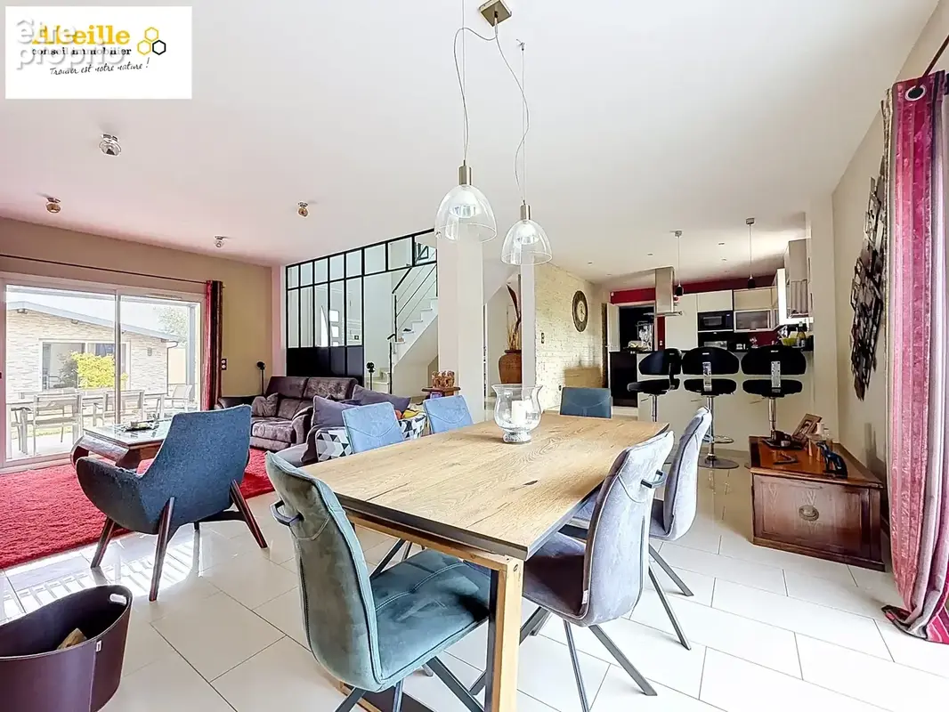 Maison contemporaine de 141 m2 hab. dependance de 29 m2. garage. terrain 800 m2. - photo 5
