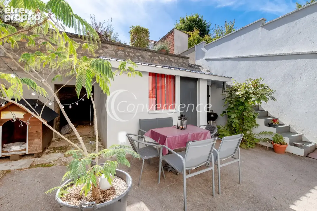 Maison de ville avec jardin, 2 chambres - 75 m2  - LIMOGES - photo 11