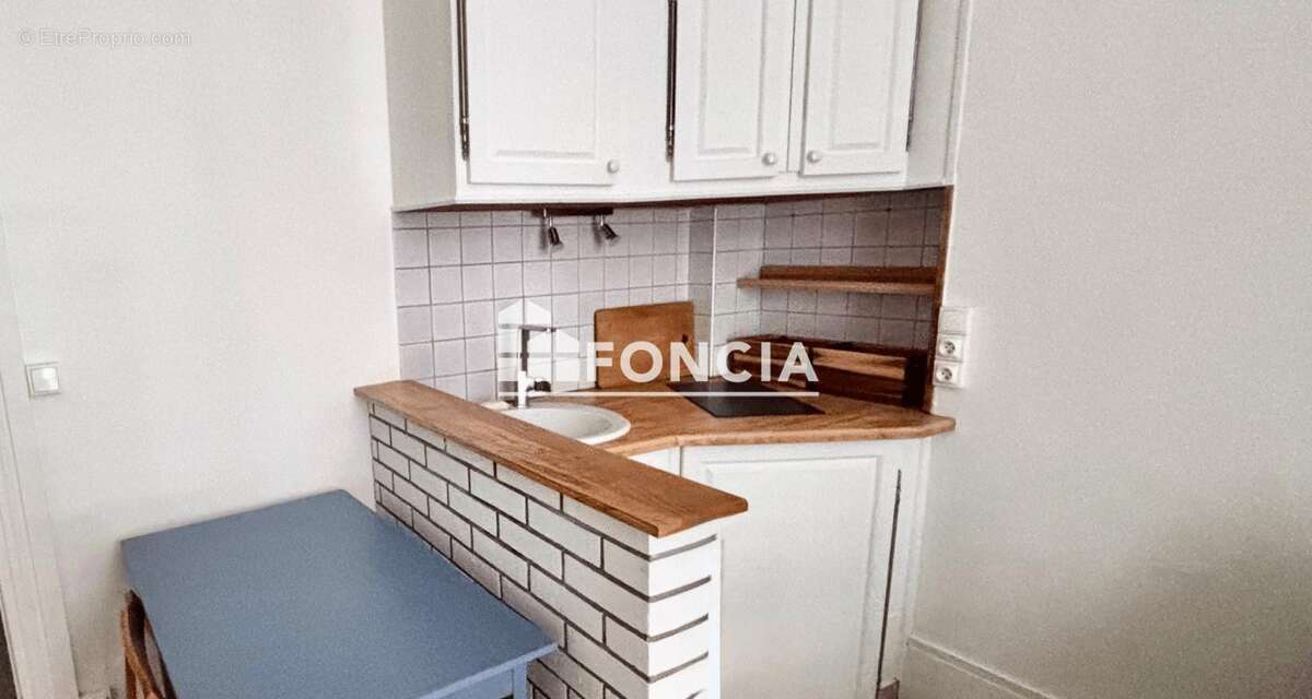 Appartement à PARIS-19E