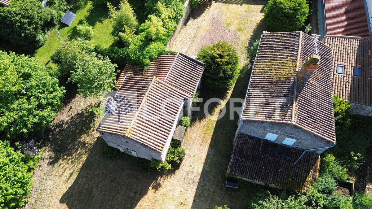 Maison à SAINT-LOUP-LAMAIRE