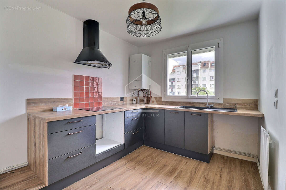 Appartement à EPINAY-SUR-SEINE