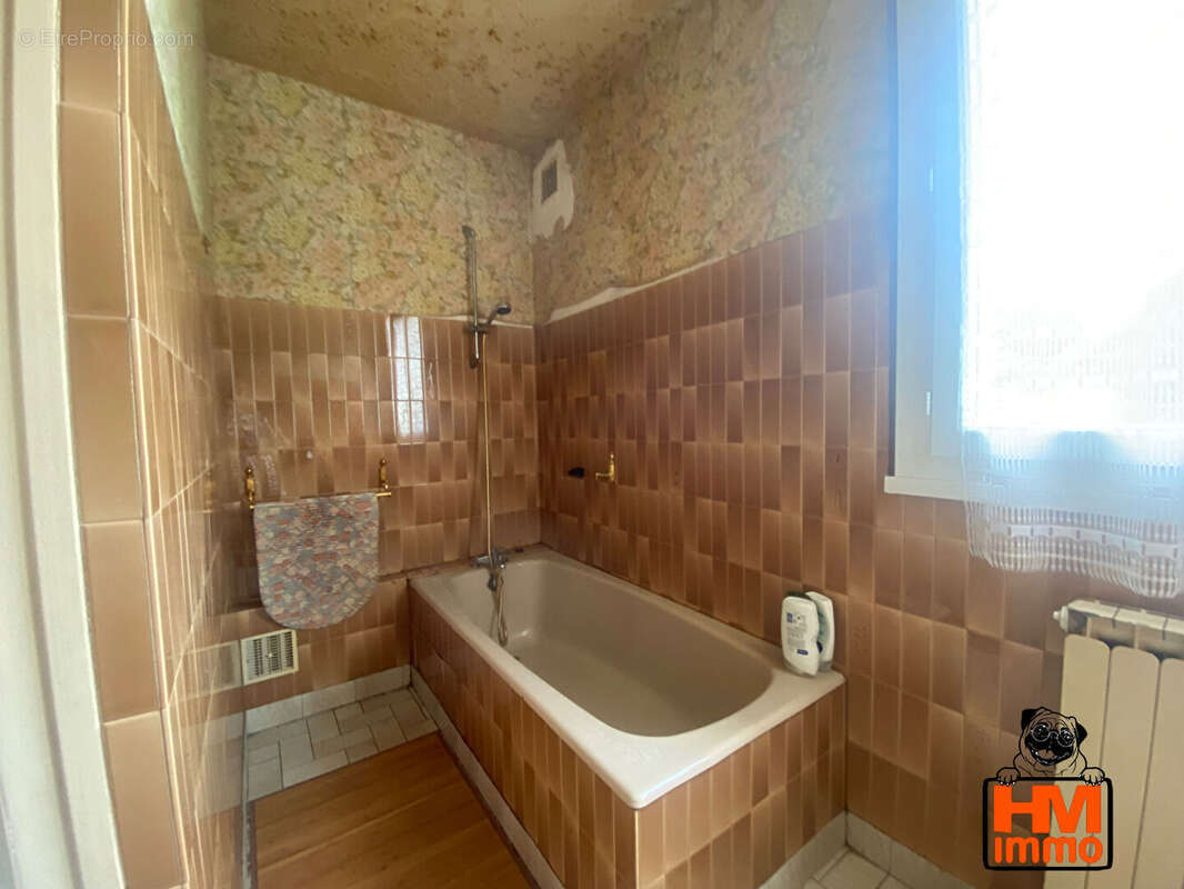 Maison à BESSINES-SUR-GARTEMPE