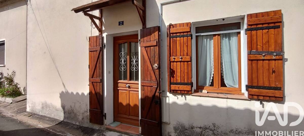 Photo 1 - Maison à AIGUILLON